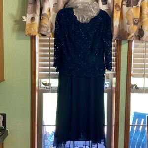 Alex Evening Dress in Navy. Great for Mother of Bride/Groom.